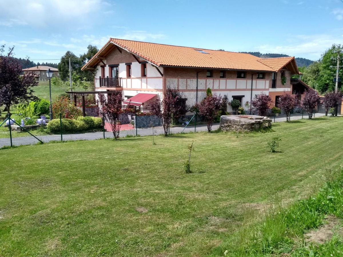 H&Ap Rural Merrutxu Ibarrangelu Ngoại thất bức ảnh